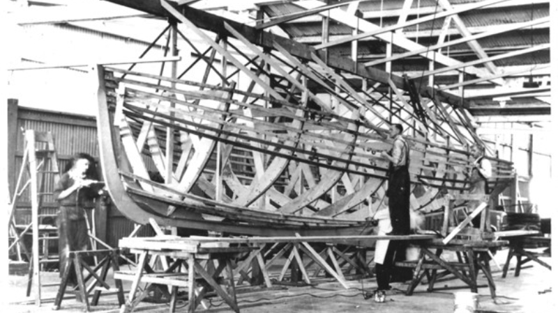 Article-1-Plover-1942-Australian-Work-Boat